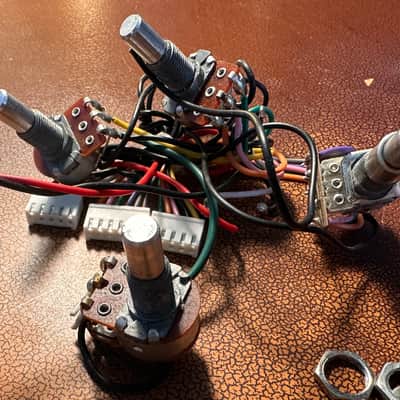 Prewired Ibanez SR300 Bass Potentiometers image 4