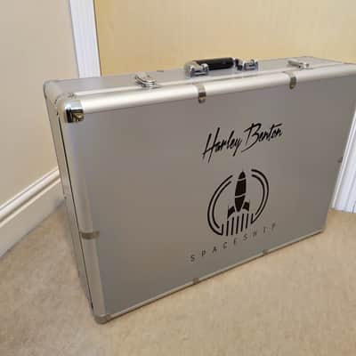 Harley Benton pedalboard, case and isolated power supply (12-way) image 2