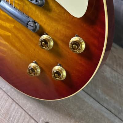 Gibson Custom Shop Murphy Lab 1959 Les Paul Standard Ultra Light Aged - Sunrise Teaburst 953012 image 6