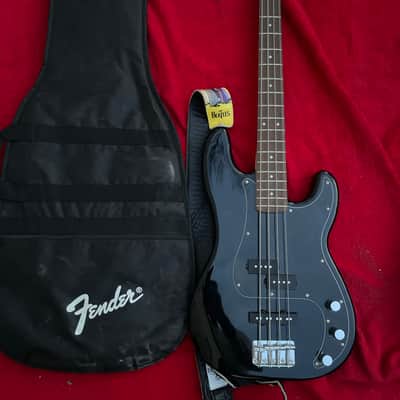 Fender Squire precision bass 2022 - Black image 10