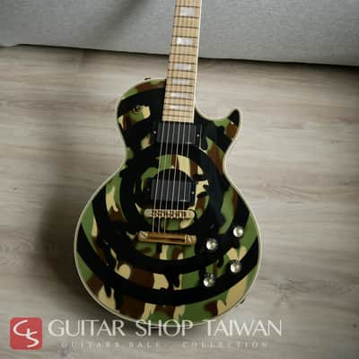 2004 Gibson Custom Shop Zakk Wylde Bullseye Camo Les Paul Custom with Signed image 7