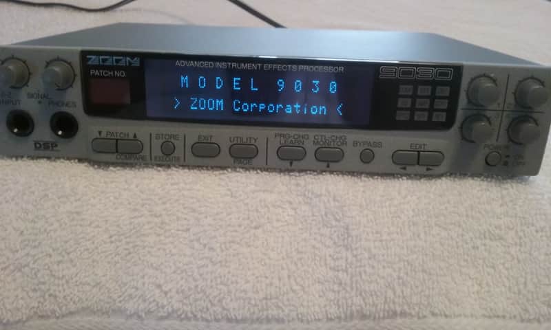 ZOOM 9030 マルチエフェクター Zoom 9030 Advanced Instrument Effects Processor | Reverb