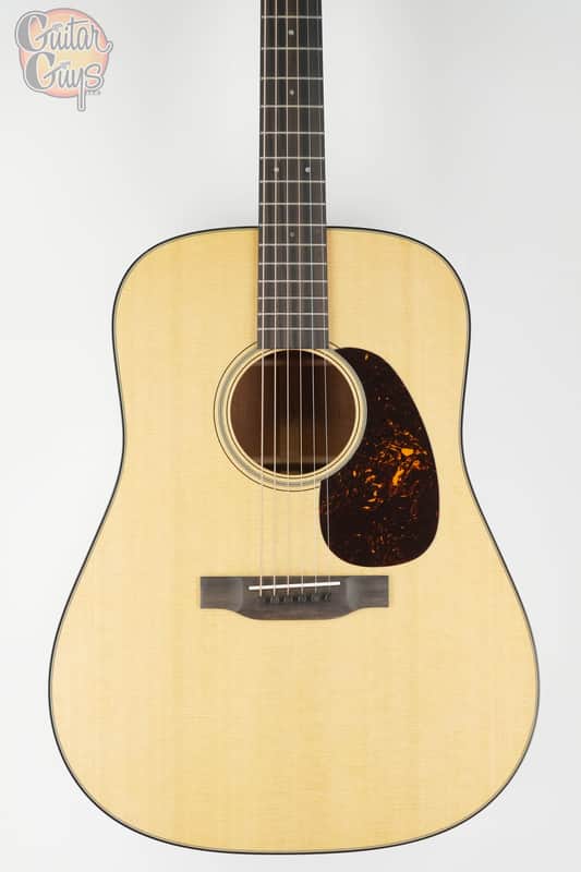 Martin D-18 Natural image 1
