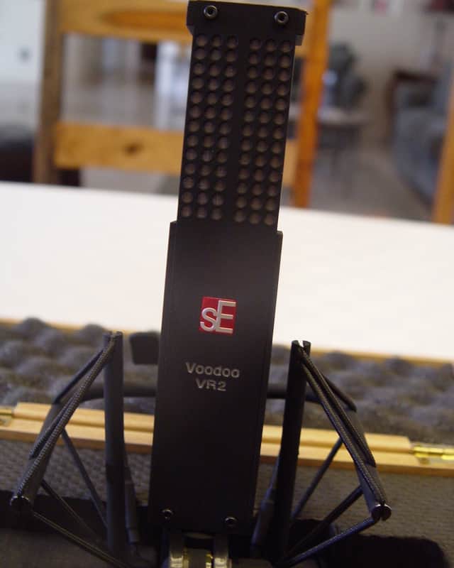 sE Electronics Voodoo VR2 Active Ribbon Microphone image 1