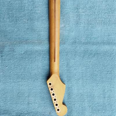 Fender Standard Stratocaster Neck – Made in Mexico (1999/2000) – Maple – MN9326430 image 3