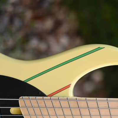 Dingwall John Taylor Signature 4-string - Primrose image 4