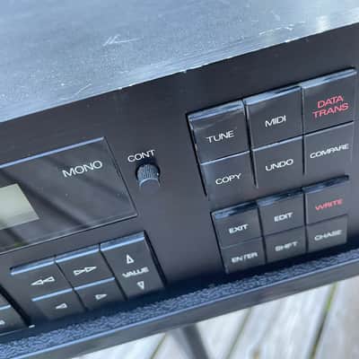 Roland D-550 Vintage Synth Sound Module (Read Description) (Comes With Cord, Eprom, and Halg CD Memory Card Loaded With Patches) image 7