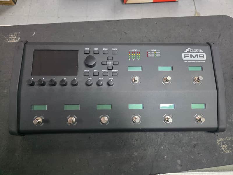 Fractal Audio FM9 Amp Modeler / FX Processor 2021 - 2023 - Black