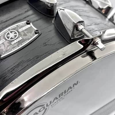 Used Yamaha Live Custom Snare Drum 14x5.5 Black Wood - Good image 6