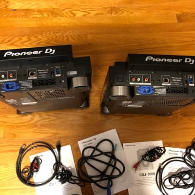 Pioneer CDJ-3000 Black PAIR image 3