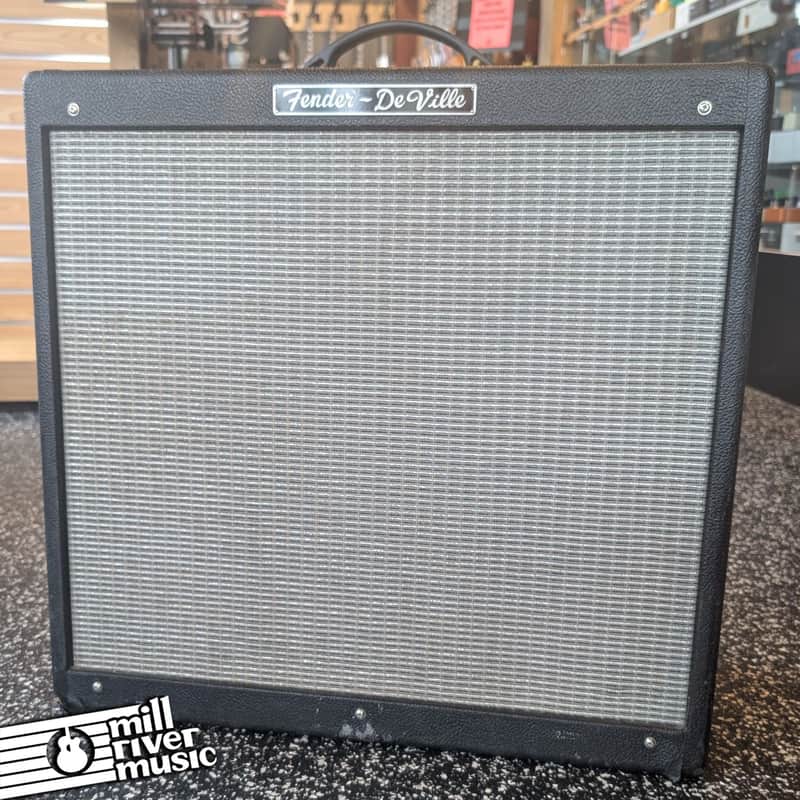 Fender Hot Rod DeVille 4x10