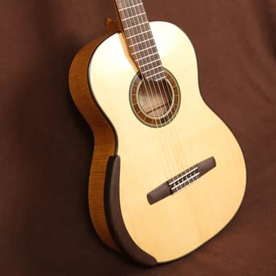 Martin Okenica - op. 48 / 2021, H. Hauser model 1943 redesign, spruce top, ash back, oil varnish image 4