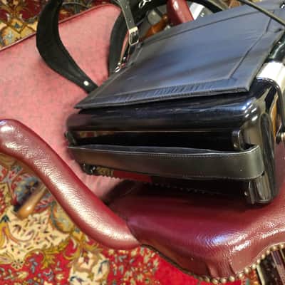 Sonola Piano Accordion 55s 41/120 w Case and Straps - Black image 12