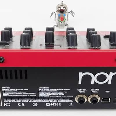 Clavia Nord Lead A1R Synthesizer Desktop + Neuwertig + 1.5Jahre Garantie image 5