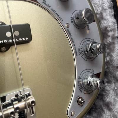 Fender American Elite Precision Bass with Ebony Fretboard 2018 - Champagne LIKE NEW image 7