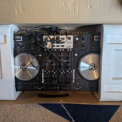 Numark NS6 2010s - Black image 4