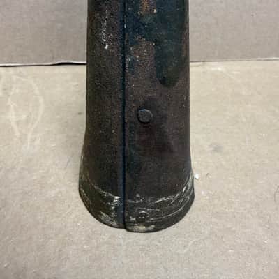 Unbranded Vintage Steel Cowbell – Rustic Patina – Heavy-Duty Construction – Fully Functional – Used image 5
