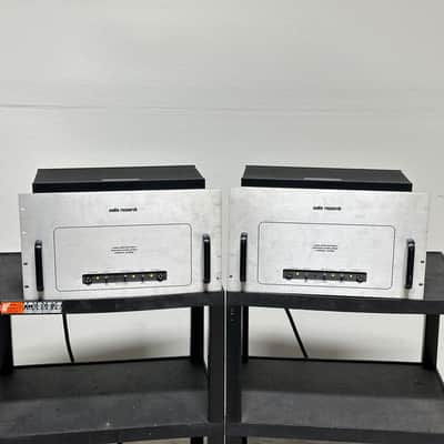 Audio Research M300 High Definition Power Monoblock Amplifier (Pair) image 2
