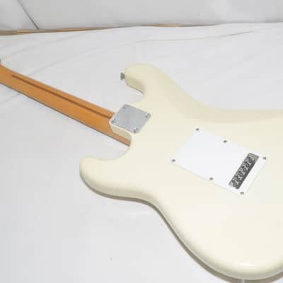 fender Japan E serial ST electric guitar Ref No 7636 image 11