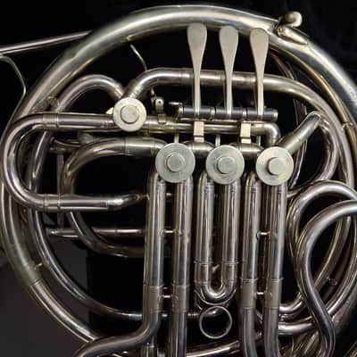 C.G. Conn 9D CONNstellation Double French Horn with Detachable Bell image 4