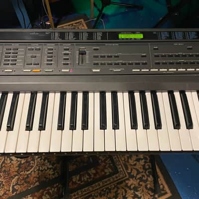 Roland E-20 Intelligent Synthesizer image 3