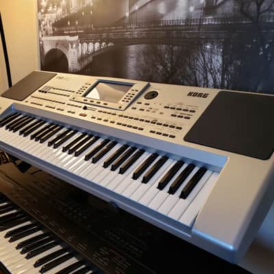 MINT CONDITION KORG PA-80 SYNTHESIZER, ARRANGER WITH THE TURKISH ARABIC EXTERNAL ROM DRIVE! image 4