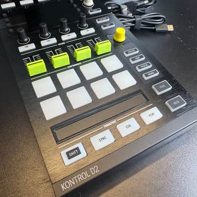 Native Instruments Traktor Kontrol D2 2010s - Black image 6