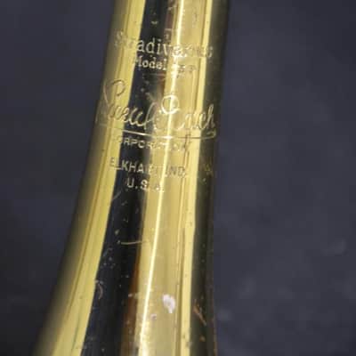 Corneta Bach Stradivarius 37 Corporation lacada en buen estado. image 13