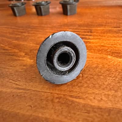 4 Vintage Amp Knobs 1960s - Black and Aluminum image 4