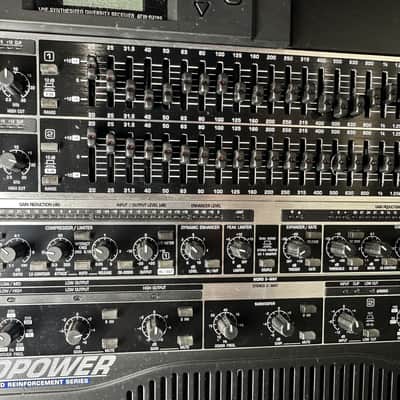 Behrigner Ultragraph Pro FBQ3102 31-Band Stereo Graphic EQ image 3