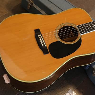 1975 Martin D-35 Dreadnought Acoustic Guitar Natural + OHSC image 2