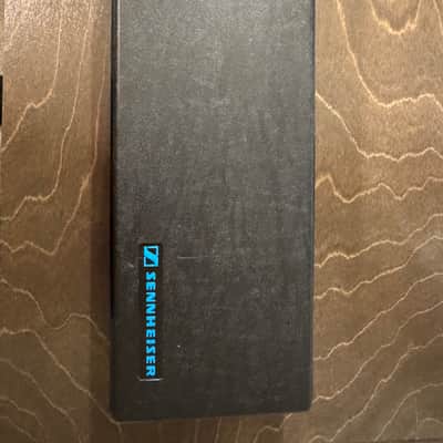 Sennheiser MD 421 II Cardioid Dynamic Microphone image 2