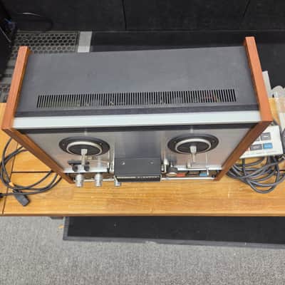 TEAC A-2300S 4-Track Reel to Reel Recorder 1970s - Silver/Walnut image 3