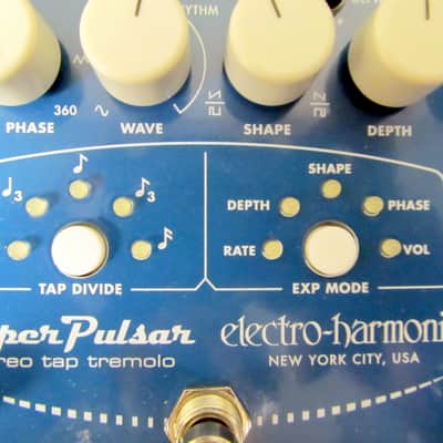 Mint Electro-Harmonix Super Pulsar Analog Stereo Tap Tremolo Mint Condition image 14
