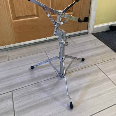 Ludwig vintage Atlas snare stand 70s - chrome image 1