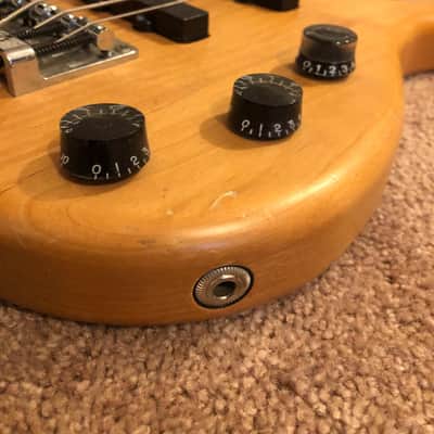 Yamaha BB405 5-String 2004 Natural image 6