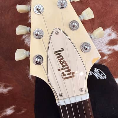 2009 Gibson Flying V ’67 Reissue – Exceptional Player – Duncan SH-5/Jazz – OHSC and Papers image 6