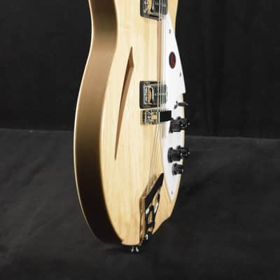 Rickenbacker 330/12 12-String Mapleglo image 5