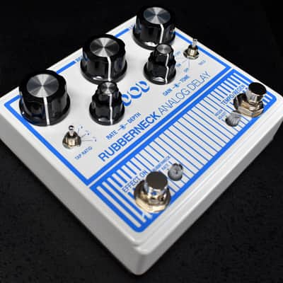 Immagine DOD Rubberneck Analog Delay Effects Pedal - 2