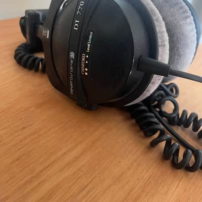Beyerdynamic DT 770 Pro 250 Ohm - Black image 2