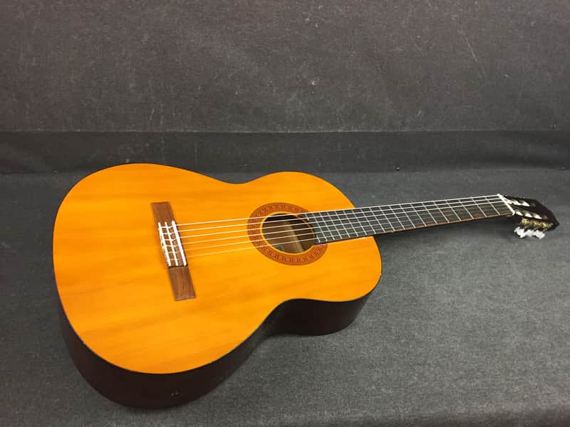 Yamaha C-60 Classical Acoustic Nylon String Guitar image 1