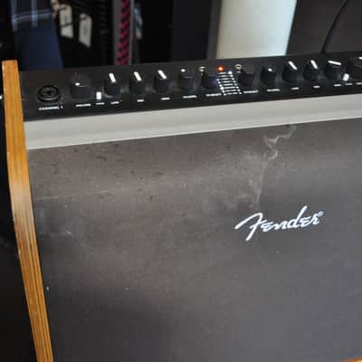 Fender 100W Acoustic Guitar Amp with Bluetooth Speaker, Natural Blonde image 3