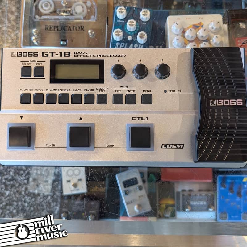 Boss GT-1B