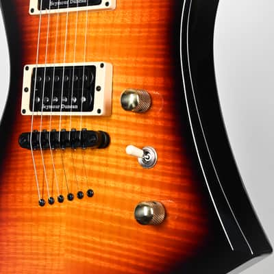 Jackson USA Custom Shop Limited Edition KE 2H Roasted Tom Kelly Flame Maple Top- 3 Tone Sunburst 2025 (J11092) image 10