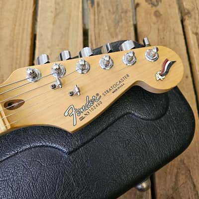 Fender Stratocaster Electric Guitar USA 40th Anniversary 1994, Red Includes Case USED! RKFEN010525 image 5