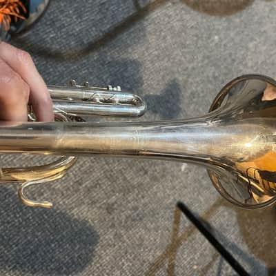Bach Stradivarius COrnet image 3
