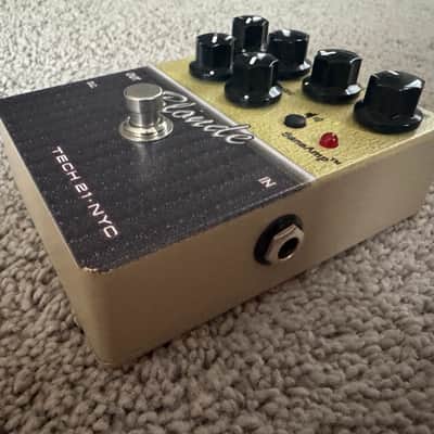 Tech 21 SansAmp Character Series Blonde V2 2010s - Blonde/Black image 4
