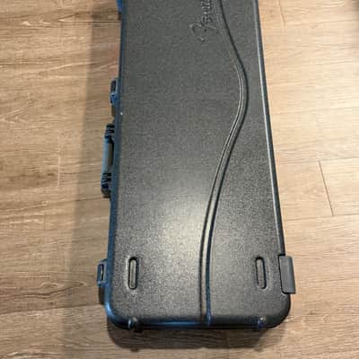 Fender american deluxe stratocaster with ohsc image 10