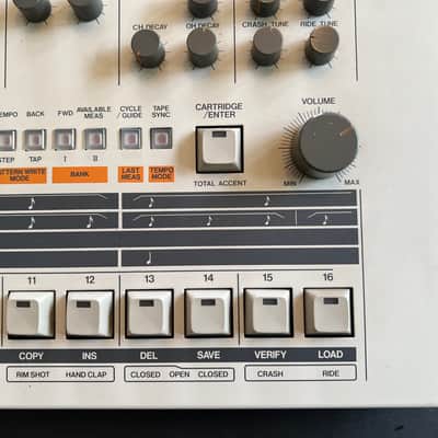 Roland TR-909 image 7