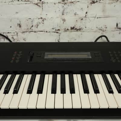 Korg M1 61-Key Music Workstation Synthesizer image 5